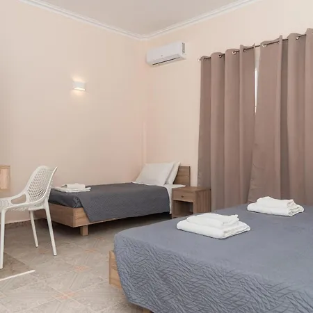 Trabukos Complex 3*